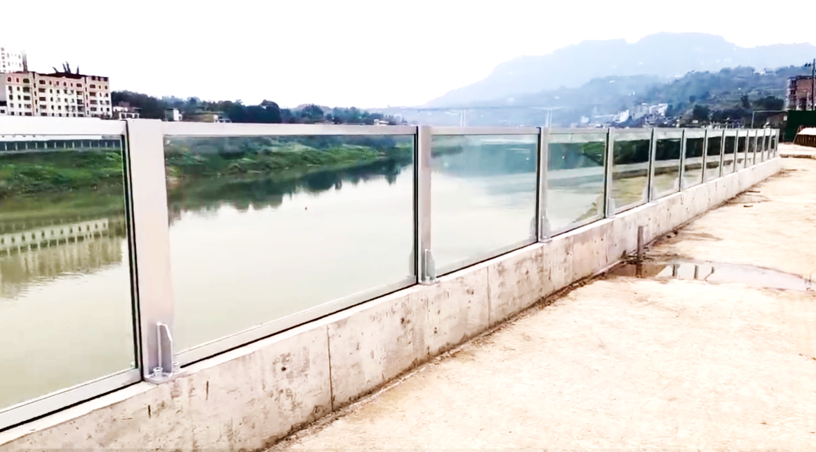 ͸���ػ�・ʫ���ܾӣ��Ĵ��ӵ��������۷���ǽ���̾�������